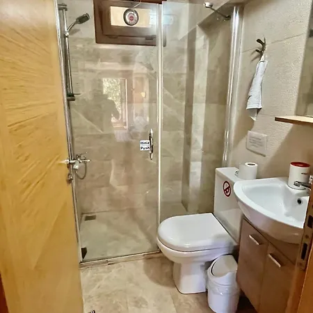 Tatil Evi Karaburun Apartment *